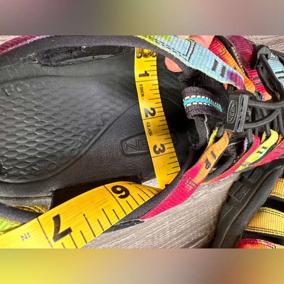 KEEN Newport H2 Rainbow Tye Dye Women's Sandals Waterproof Outdoor 9.5/10W - Picture 9 of 11